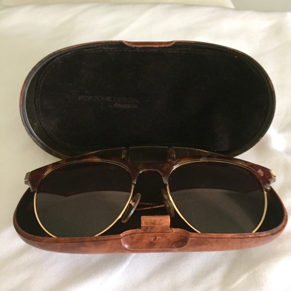Carrera sunglasses *FREE*